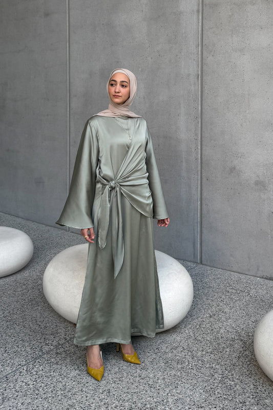 Side-Tie Smooth Dress